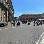 Apartment Casa Giulia Centro Jacuzzi Privata Piazza Del Plebiscito Wifi Naples