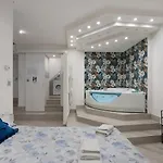 Daire Casa Giulia Centro Jacuzzi Privata Piazza Del Plebiscito Wifi *