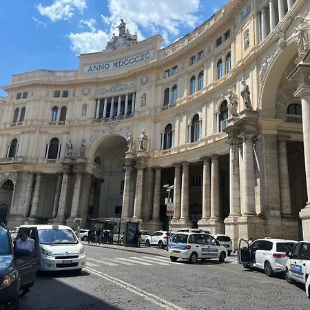 Casa Giulia Centro Jacuzzi Privata Piazza Del Plebiscito Wifi Apartment Neapel