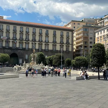 Casa Giulia Centro Jacuzzi Privata Piazza Del Plebiscito Wifi Apartment Neapel