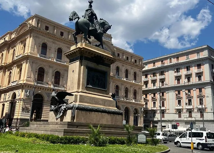 Casa Giulia Piazza Plebiscito Napoli