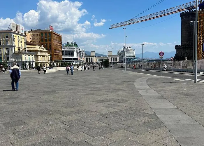 Casa Giulia Piazza Plebiscito Napoli