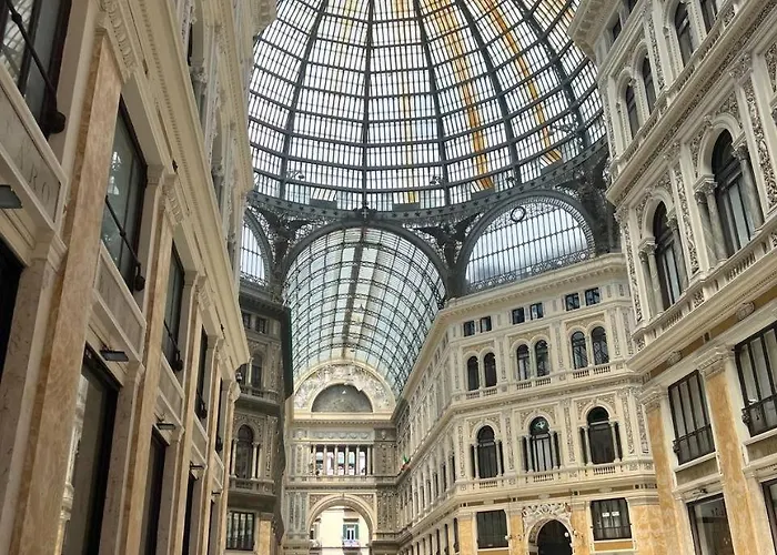 Casa Giulia Piazza Plebiscito Napoli