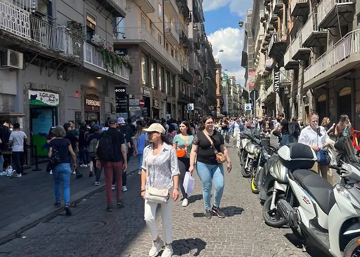 Casa Giulia Piazza Plebiscito *