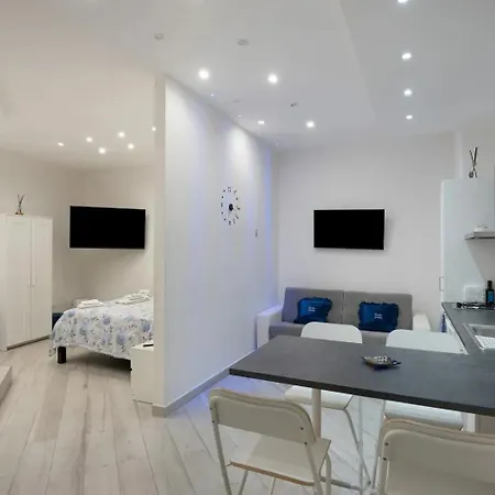 Apartamento Casa Giulia Piazza Plebiscito Nápoles