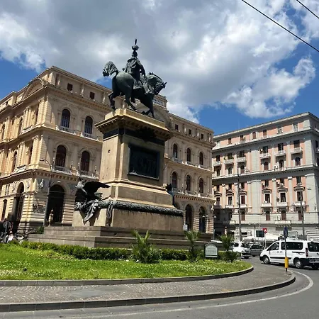 Casa Giulia Piazza Plebiscito Napoli